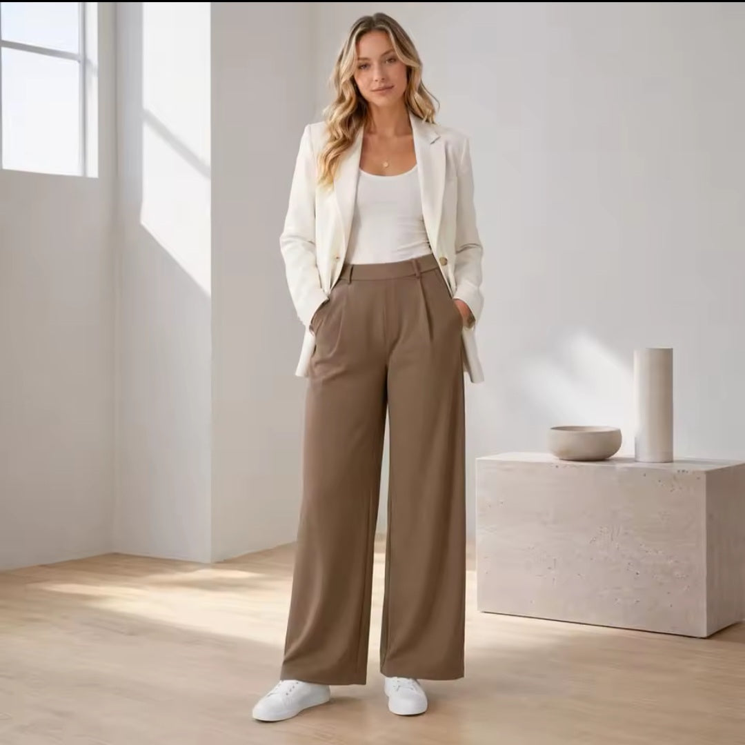 Pantalones de cintura alta de pernera recta con bolsillos
